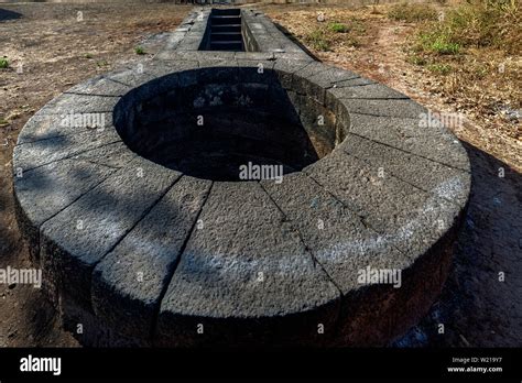 heritage architecture-Badlapur Step Well-(Badlapur Shivkalin Vihir aka ...