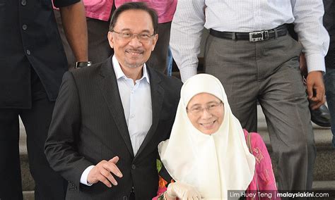 Dialog Rakyat Apa Rahsia Anwar Nak Ganti Wan Azizah