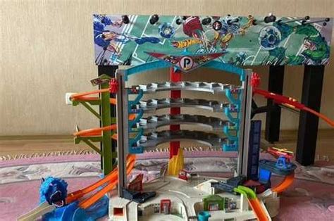 Гараж Hot Wheels купить Личные вещи Festima Ru частные объявления