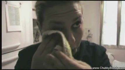 Italian MILF Pussy In Kitchen XHamster