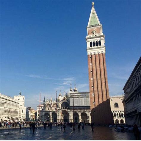 Basilique Et Campanile San Marco Icon Icon