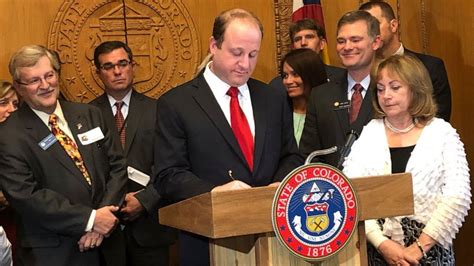 Colorados Jared Polis Nations 1st Gay Governor Signs Bill Banning