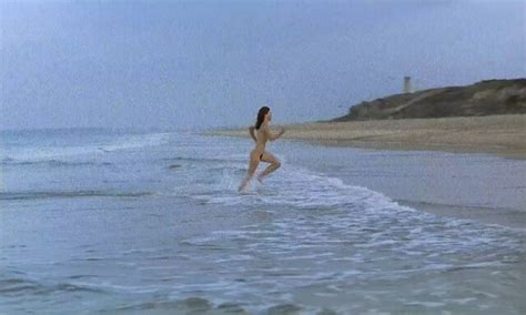 Nude Video Celebs Allison Smith Nude Hedy Burress Nude Los Anos Barbaros