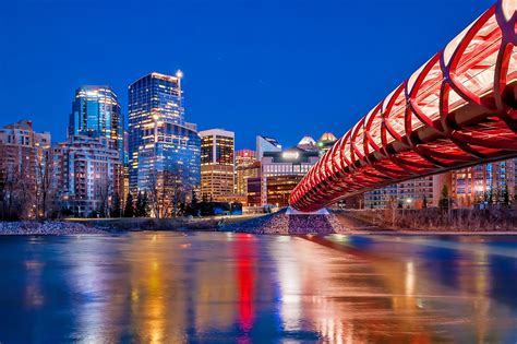 Nightlife In Canada Canada Travel Guide Go Guides