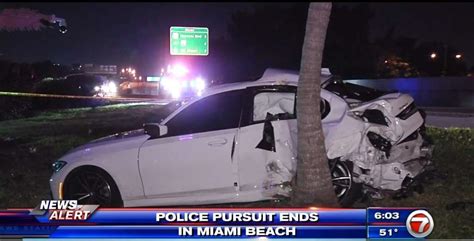 1 In Custody After Police Chase Ends In Crash By Miami Beach Welcome