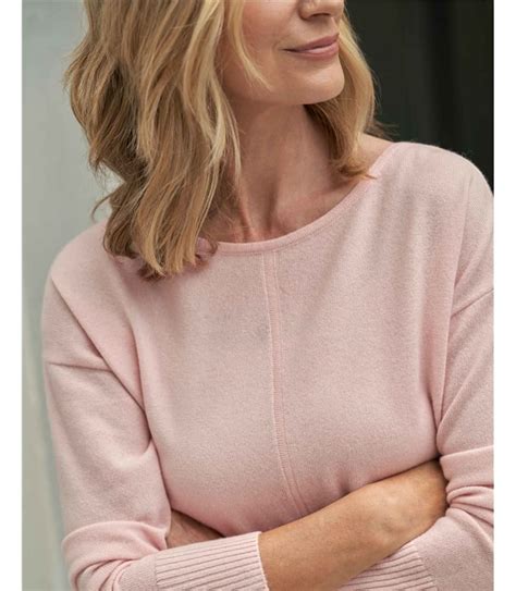 Soft Shell Pink Luxurious Cashmere Boat Neck Jumper WoolOvers AU