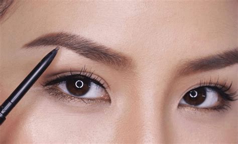 Comment Avoir Des Sourcils Parfaits Pour Tes Yeux