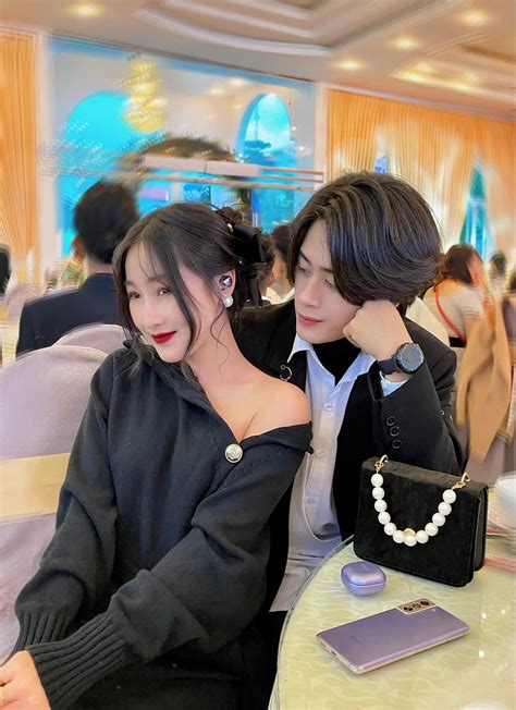 Cặp đôi Người Ấy Là Ai từng lên báo nước ngoài ở hiện tại Nam chính đang hẹn hò một hot girl