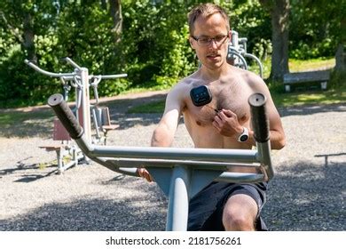 918 imágenes de Naked calf Imágenes fotos y vectores de stock Shutterstock