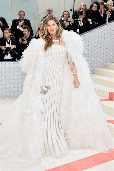 Best Celebrity Naked Dresses Of All Time Artofit