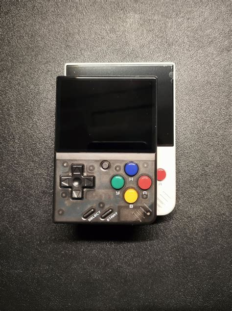 Comparison: Miyoo Mini v2/v3 vs Miyoo Mini+ (Plus) : r/MiyooMini