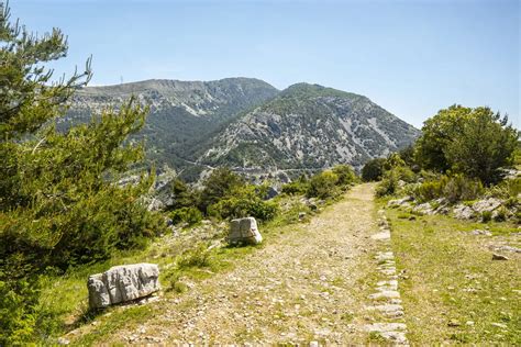 Ancienne Route Napoléon Saint Vallier de Thiey Provence Alpes Côte