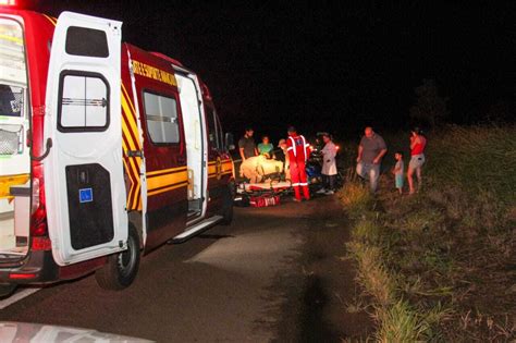 Motociclista tem lesão na face e fica em estado grave após acidente na