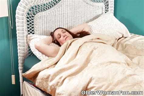 Year Old Gilf Lisa From Olderwomanfun Nude Pics Xhamster
