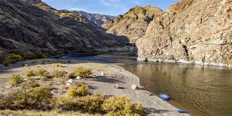 Media: Snake-River-Rafting---Hells-Canyon---camp | Momentum River Expeditions