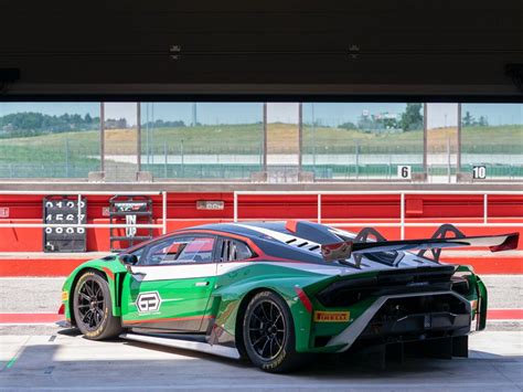 Lamborghini Huracán GT3 EVO2 il test