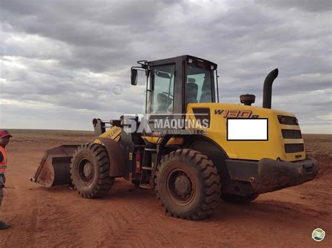 Pa Carregadeira New Holland W Venda Tratores E Colheitadeiras