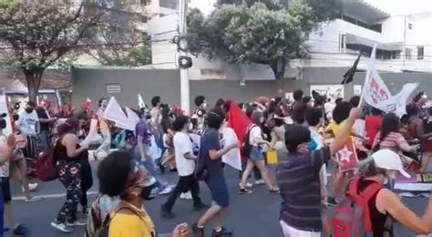 Manifestantes Fazem Ato Contra Bolsonaro Em Vitória Neste Sábado 2