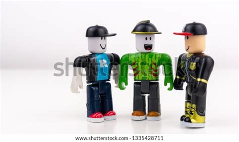 783 Roblox Characters Images Stock Photos 3d Objects And Vectors