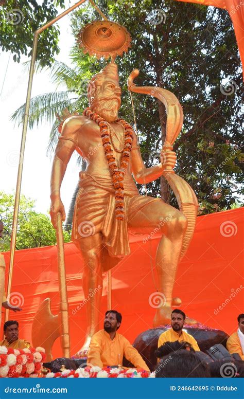 21 Feet High Statue Of Lord Parashuram Unveiled In Bhopal India