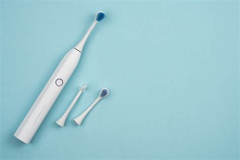 Top 5 Advantages of Using an Electric Toothbrush