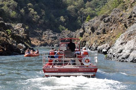 Jet Boat Ride Up The Rogue River From Gold Beach Oregon Oregon