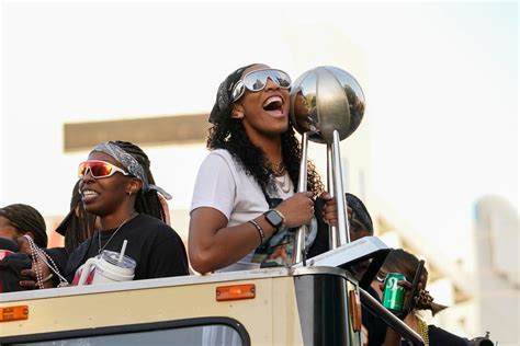 A'ja Wilson mocks, then thanks, critics while Aces celebrate second consecutive WNBA title ...