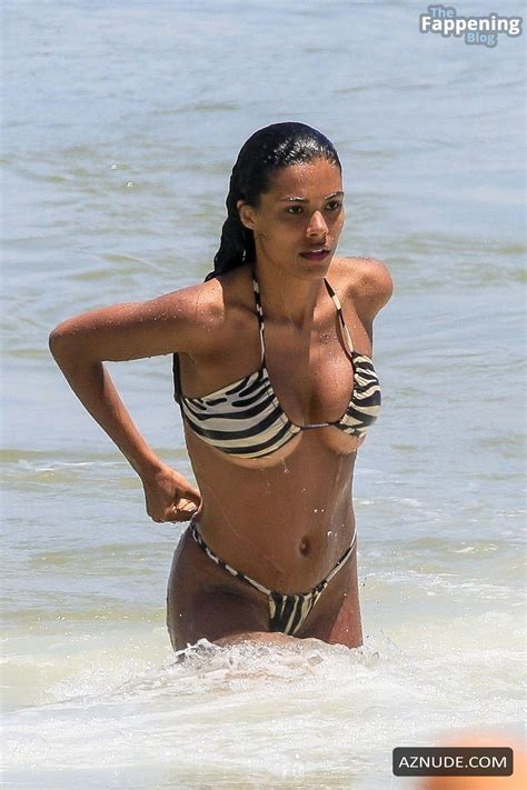 Tina Kunakey Sexy Shows Off Her Sensual Figure Wearing A Hot Bikini At The Beach In Rio De