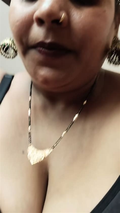 Affair With Super Hot Indian Aunty Rajshot