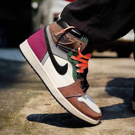 Air Jordan 1 Retro High Archaeo Brown Dh3097 001