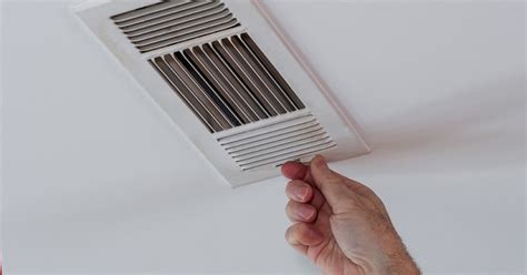 Top 7 Reasons Your Air Ducts Have Problems - RooHome