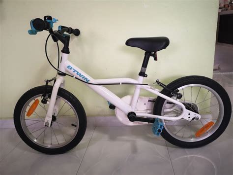 BTwin kids bike, Babies & Kids, Babies & Kids Fashion on Carousell