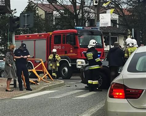 Gro Nie Wygl Daj Cy Wypadek Naprzeciwko Pysi Na Drodze Krajowej W