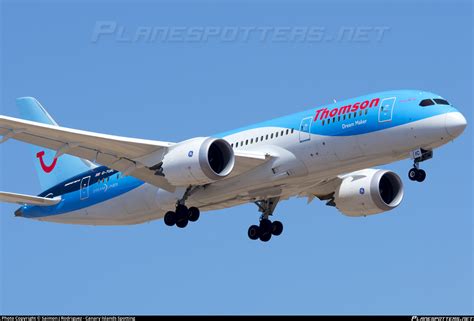 G Tuic Thomson Airways Boeing Dreamliner Photo By Saimon J