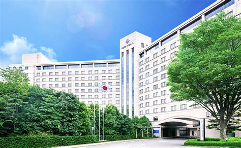 【ホテルマイステイズプレミア成田】2023年4月21日 屋内プール天井ガラス清掃のお知らせ 【公式】マイステイズ・ホテル・グループ