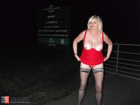 UK Inexperienced Cockslut Mummy Samantha ZB Porn