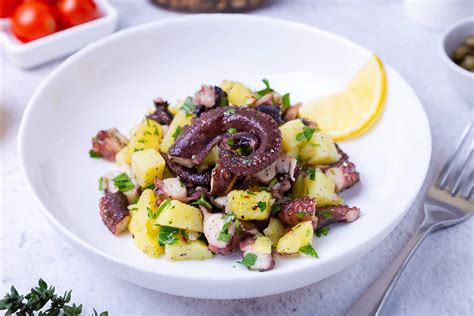 Receta De Ensalada De Pulpo Con Papas Comedera Recetas Tips Y