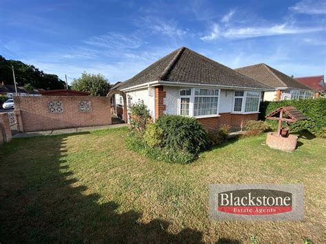 2 Bed Bungalow For Sale In Royal Oak Road Kinson Bournemouth Dorset