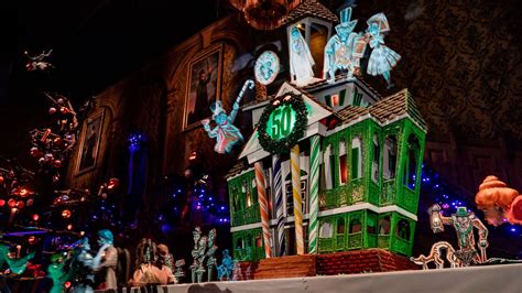 First Look 2019 Haunted Mansion Holiday 50th Anniversary Gingerbread