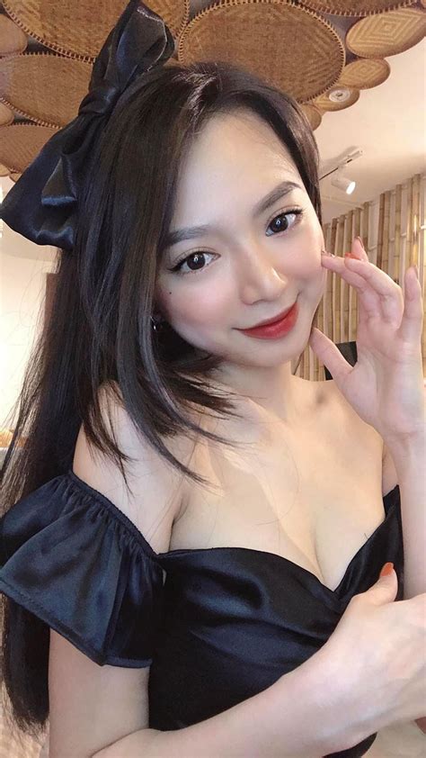 Streamer Vũ Ngọc Kim Chi Và Loạt ảnh Nóng Bỏng Xinh đẹp Khó Rời Mắt