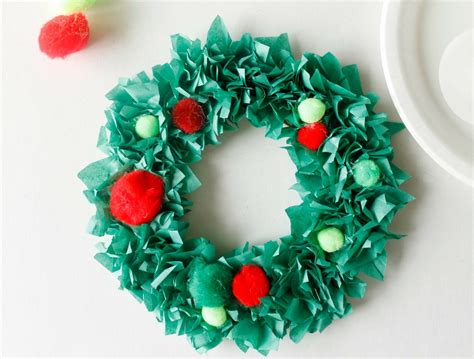 Tissue Paper Christmas Wreath Craft | Fun365