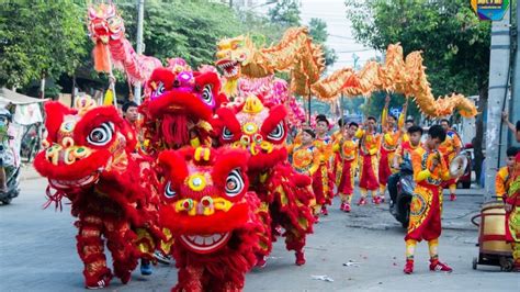 Chiêm bao mơ thấy múa lân - rồng là số mấy? đánh con gì?