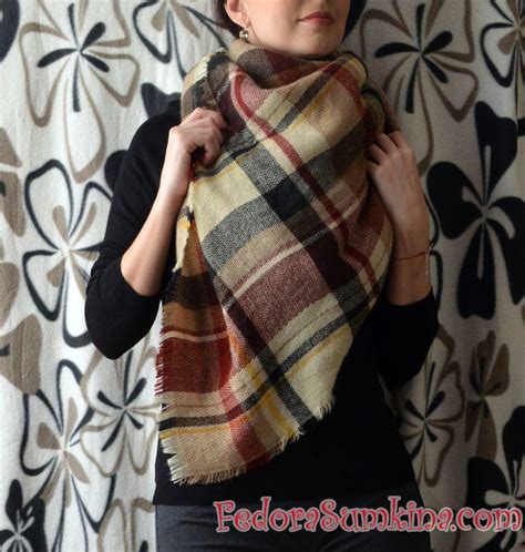 Большой и теплый универсальный шарф на все времена года