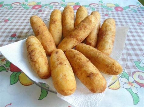 Bolinho De Mandioca Simples Saiba Como Fazer