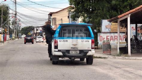 PM troca tiros bandidos e apreende arma e rádios comunicadores em