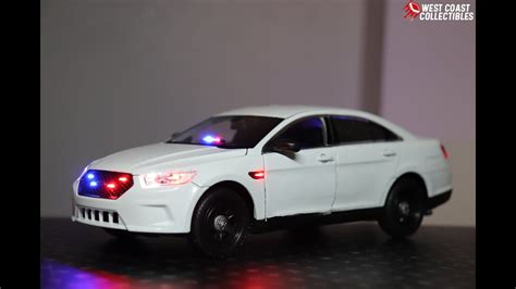 127 Ford Police Interceptor Sedan W Working Lights Youtube