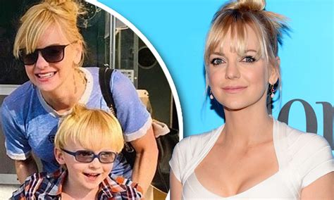 Anna Faris Son Jack Disability