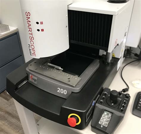 OPTICAL GAGING PRODUCTS OGP SmartScope Flash 200 Optical Comparator