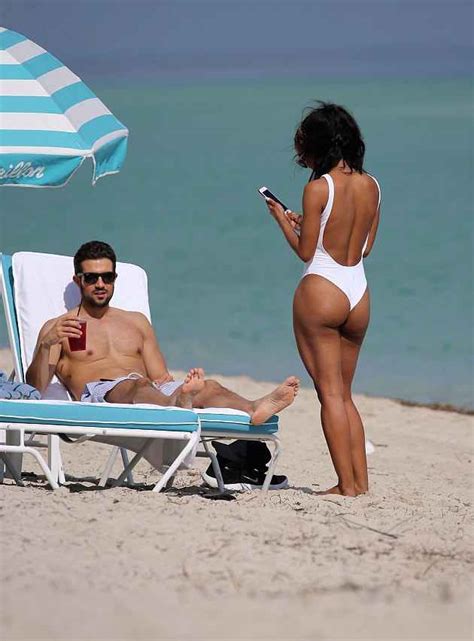 8 Sexy Hot Rachel Lindsay Bikini Pics