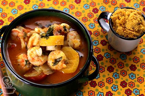 Moqueca de camarão banana da terra receita fácil e deliciosa